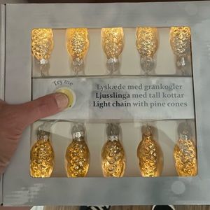 NIB Silver Pinecone Lightchain Decoration